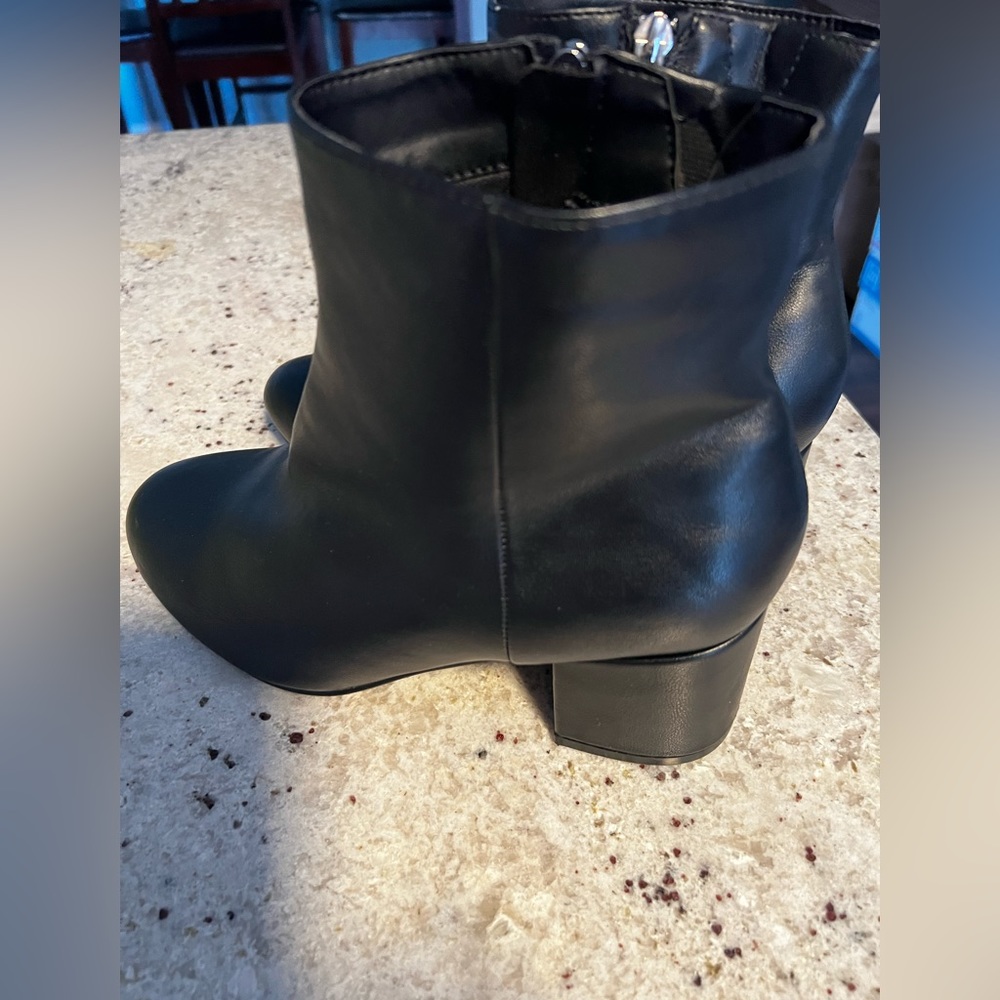 Torrid black boots